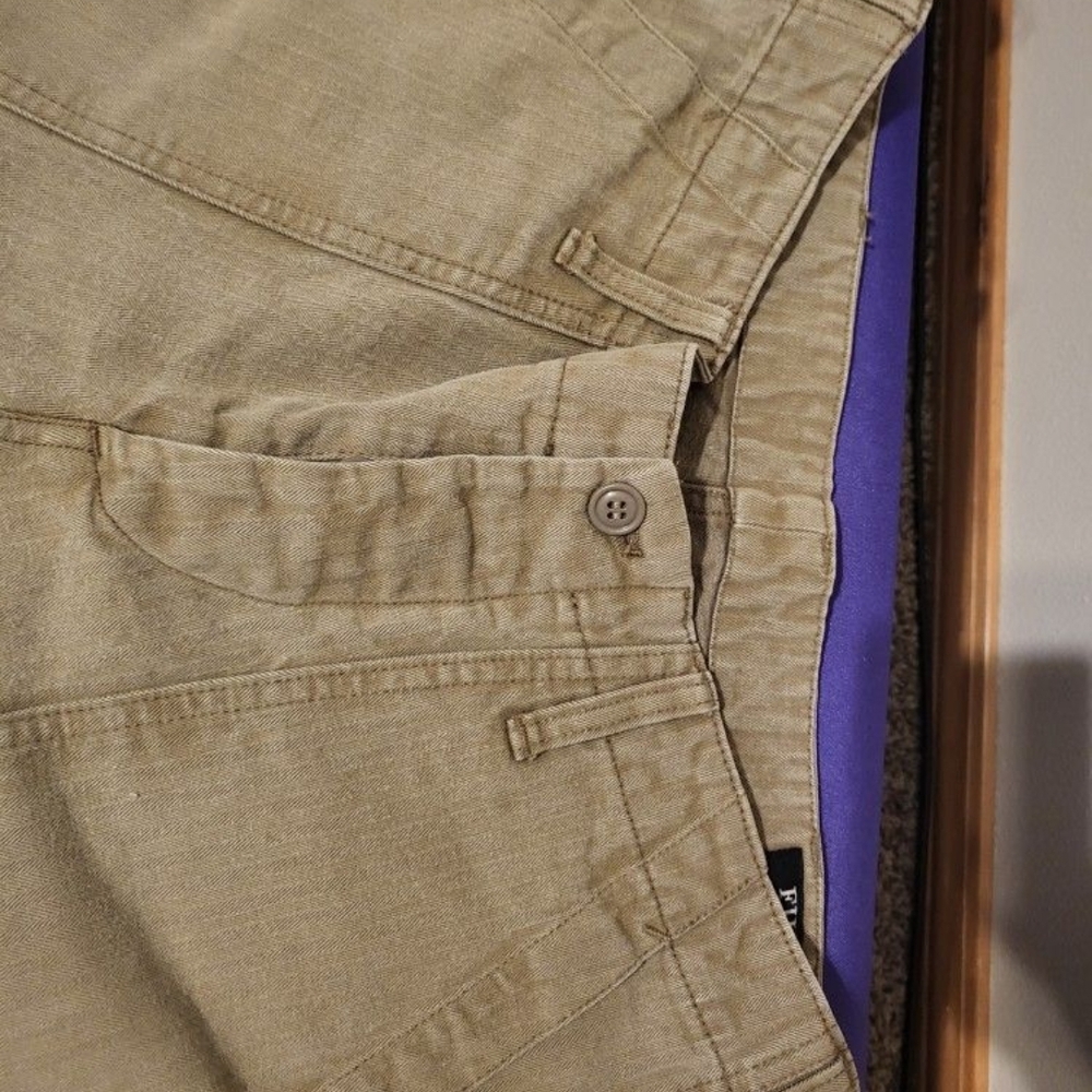 Men's Or Women's Tan Pants - Picture 5 of 7